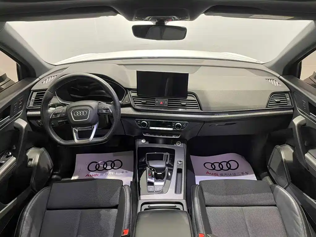 Audi Q5L Sportback 2022 — фото 7