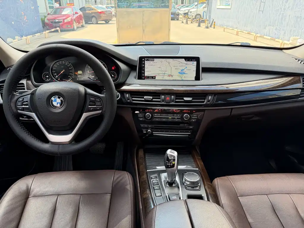 BMW X5 2018 — фото 13