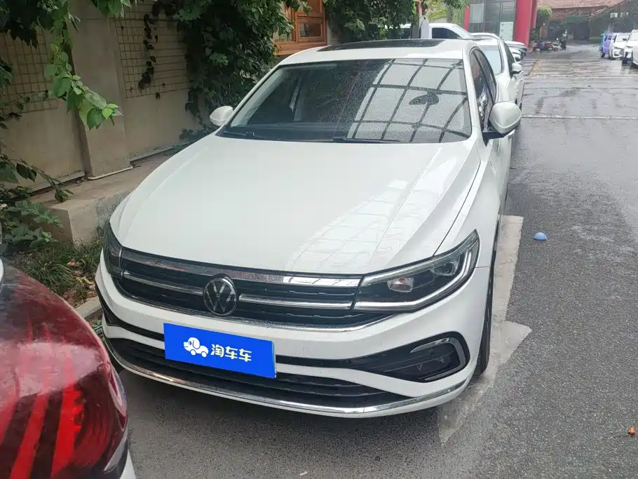Volkswagen Bora 2024