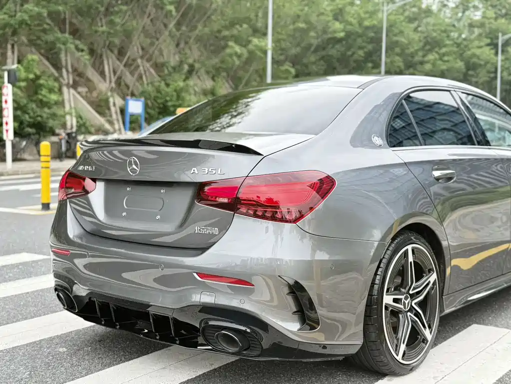Mercedes-Benz A-Class AMG 2025 — фото 13