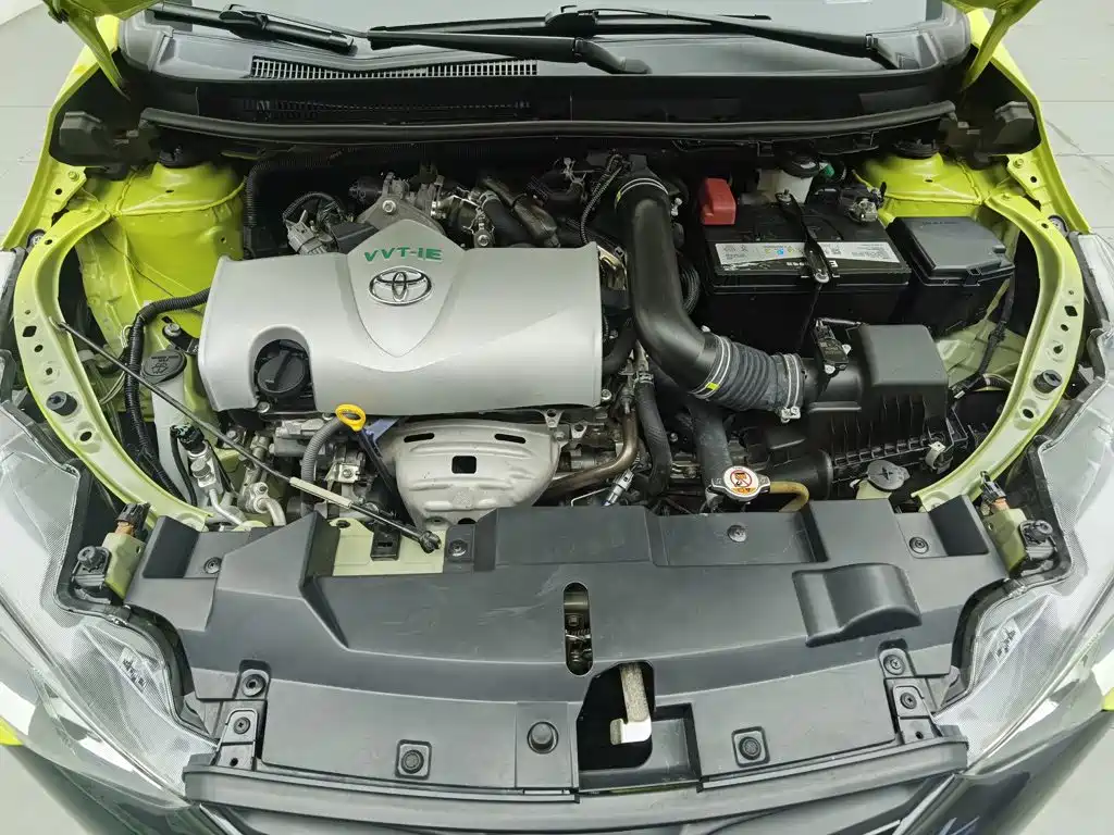 Toyota Yaris L 2019