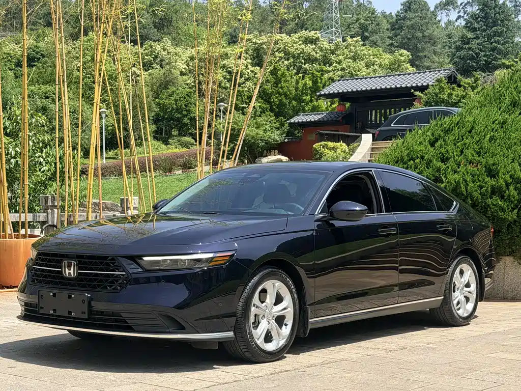 Honda Accord 2024 — фото 1