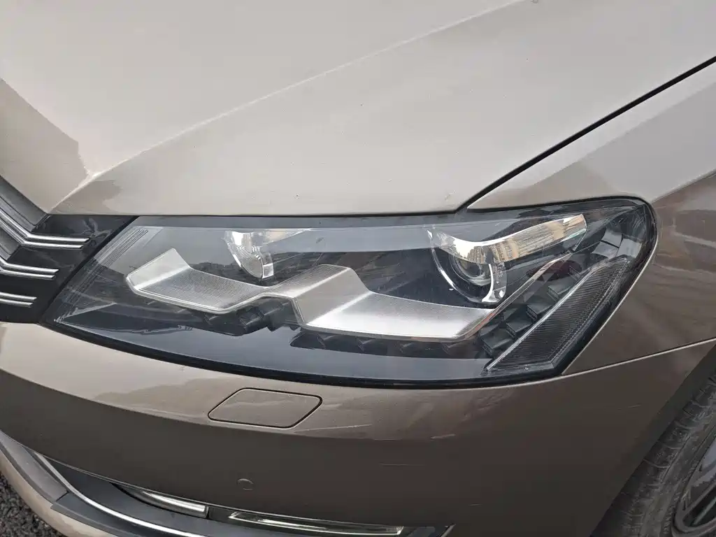 Volkswagen Passat 2014 — фото 14