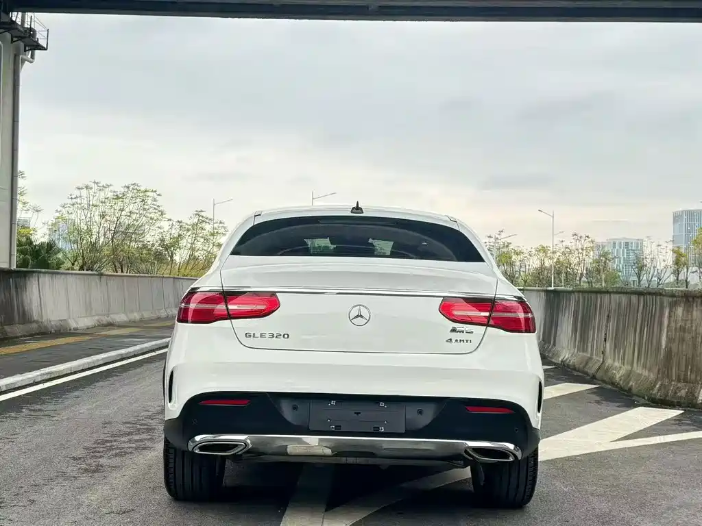 Mercedes-Benz GLE Coupe 2017 — фото 8