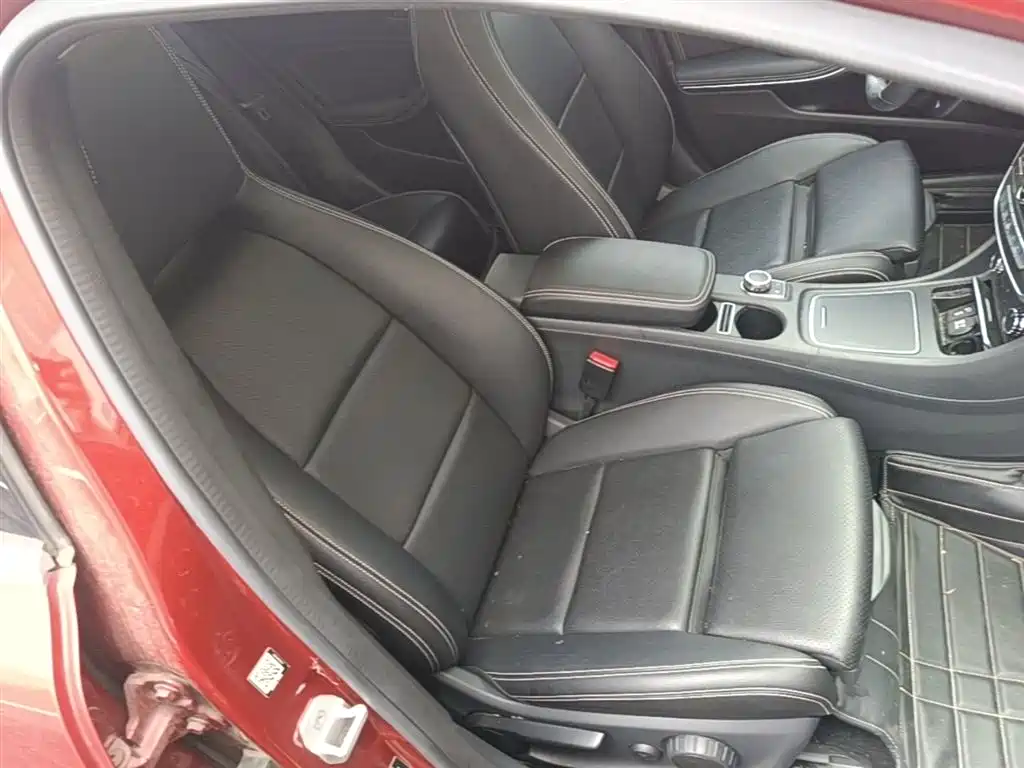 Mercedes-Benz GLA 2018 — фото 25