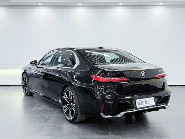 BMW 7 Series 2023