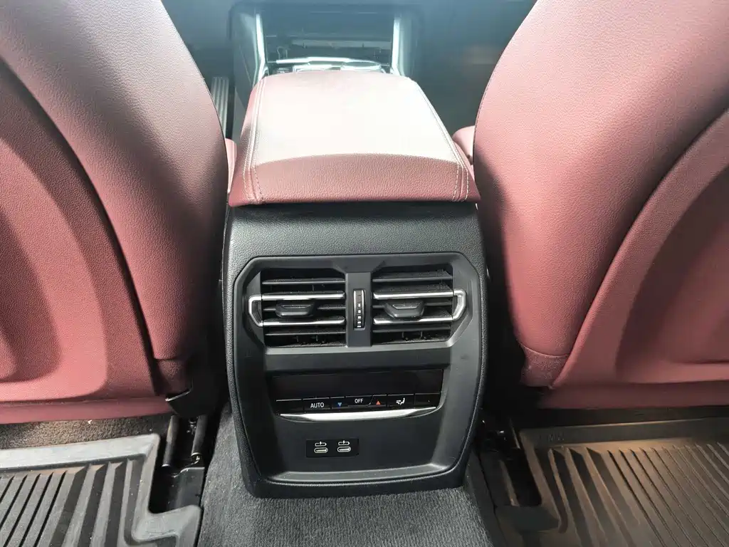 BMW i3 2023 — фото 30