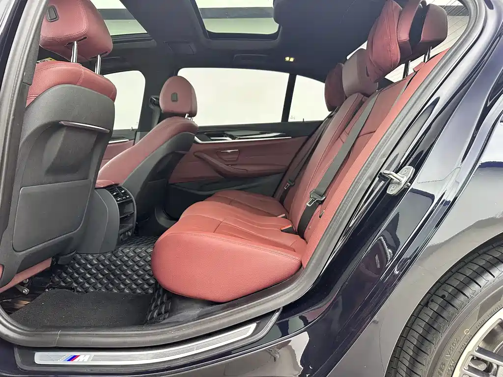 BMW 5 Series 2019