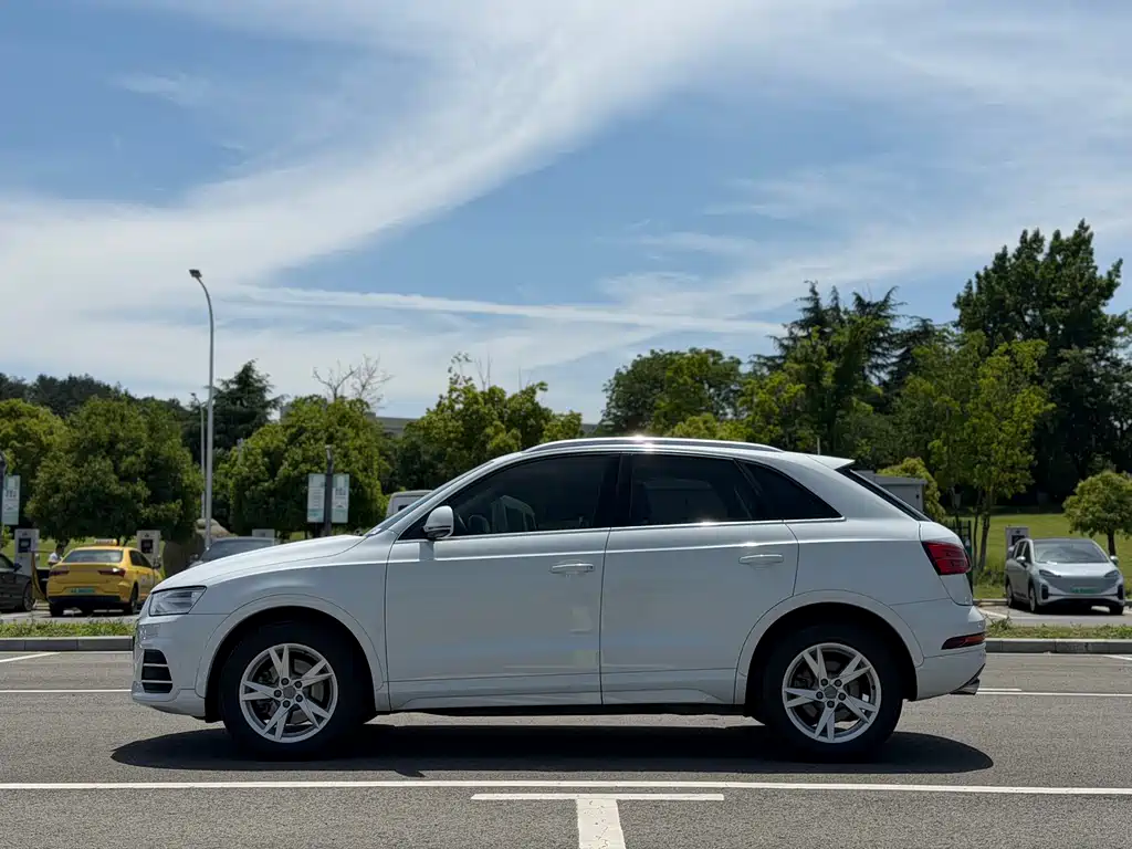 Audi Q3 2017 — фото 4