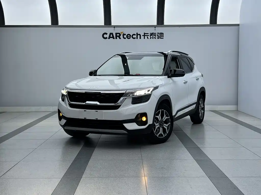 Kia KX3 2023 — фото 1
