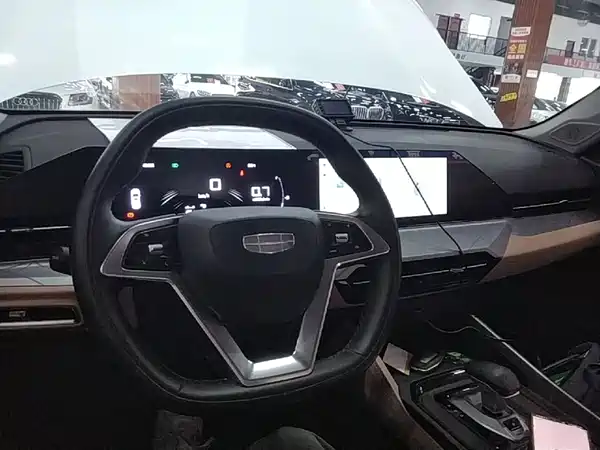 Geely Haoyue PRO 2024