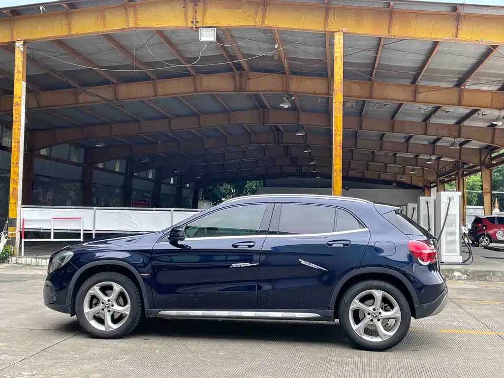 Mercedes-Benz GLA 2018 — фото 10