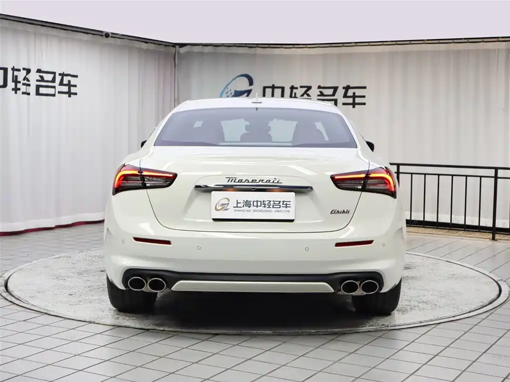 Maserati Ghibli — фото 21
