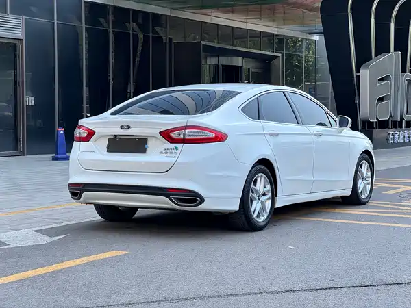 Ford Mondeo 2013
