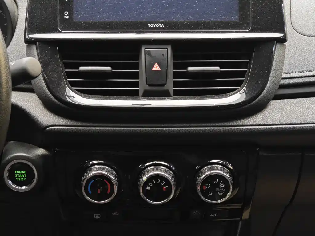 Toyota Vios 2023 — фото 16