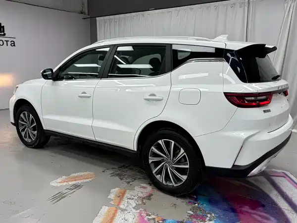 Geely Vision X6 2021