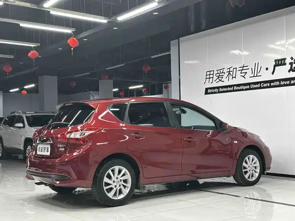 Nissan Tiida 2016