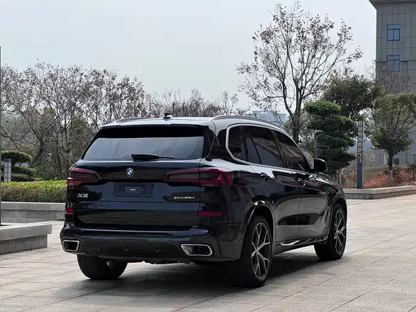 BMW X5 2022