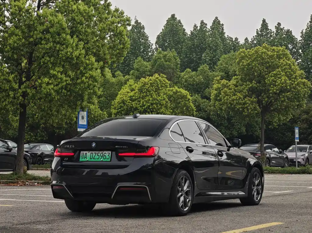 BMW i3 2023 — фото 10