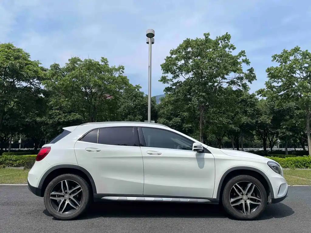 Mercedes-Benz GLA 2016 — фото 11