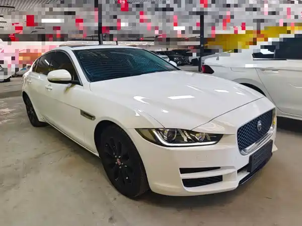 Jaguar XEL 2019