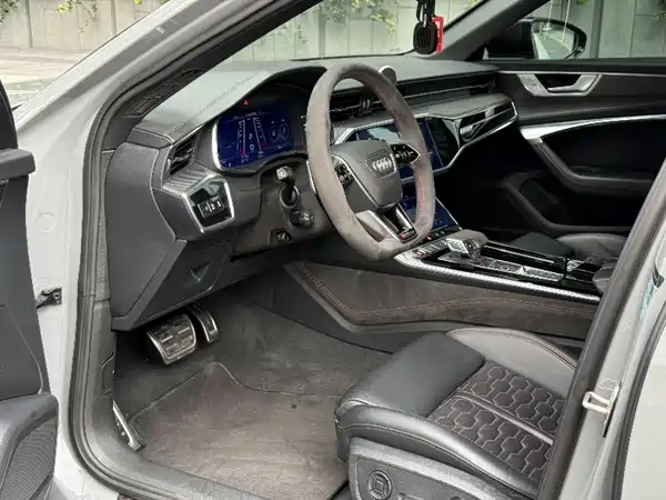 Audi RS 6 2021