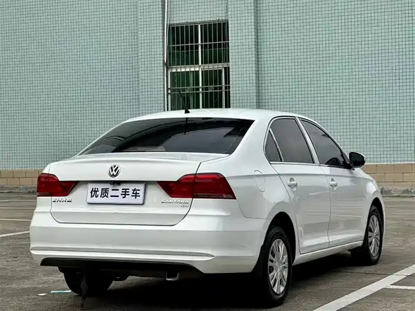 Volkswagen Santana 2016