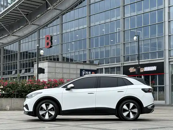 Volkswagen ID.4 X 2025