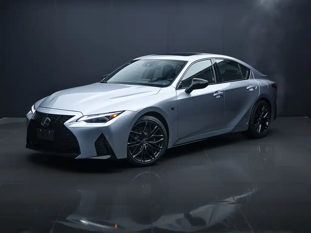 Lexus IS 2025 — фото 1