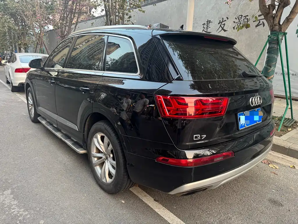Audi Q7 2016 — фото 3