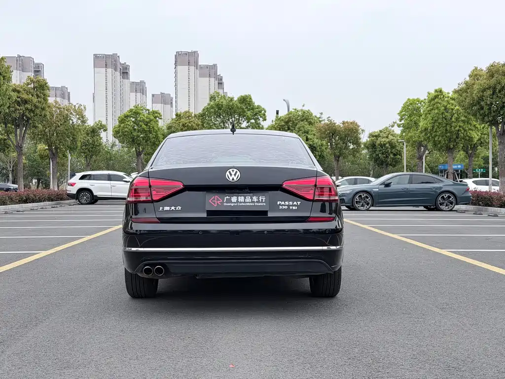 Volkswagen Passat 2019 — фото 9