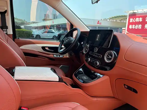 Mercedes-Benz Vito 2023