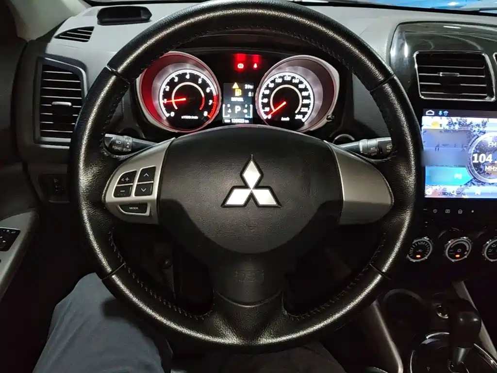 Mitsubishi Jinxuan ASX 2016 — фото 11