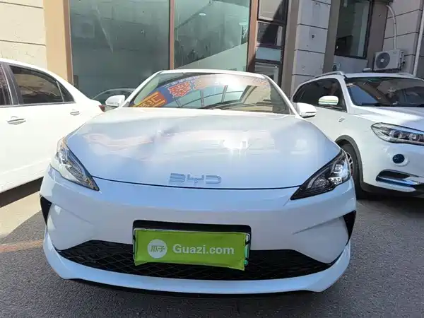 BYD Seal 05 DM-i 2025