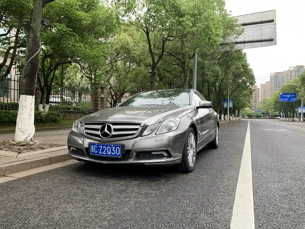 Mercedes-Benz E-Class 2012
