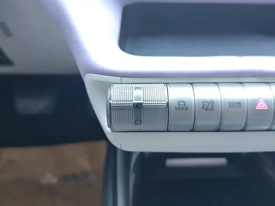 BYD Dolphin 2023 — фото 16