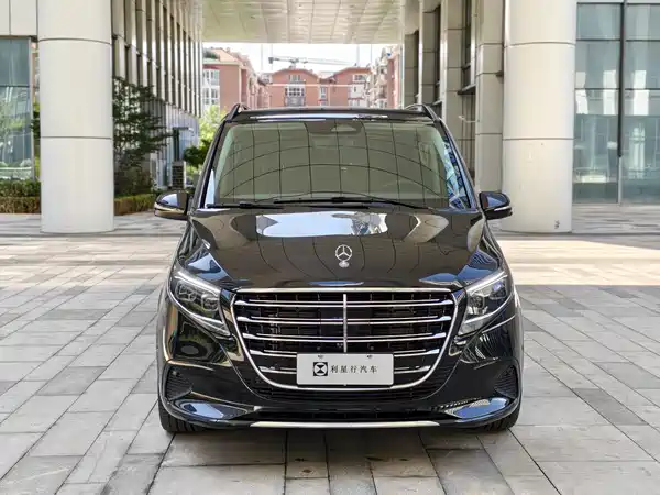 Mercedes-Benz V-Class 2026
