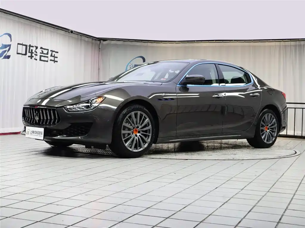 Maserati Ghibli — фото 1