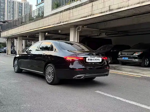 Mercedes-Benz E-Class 2021