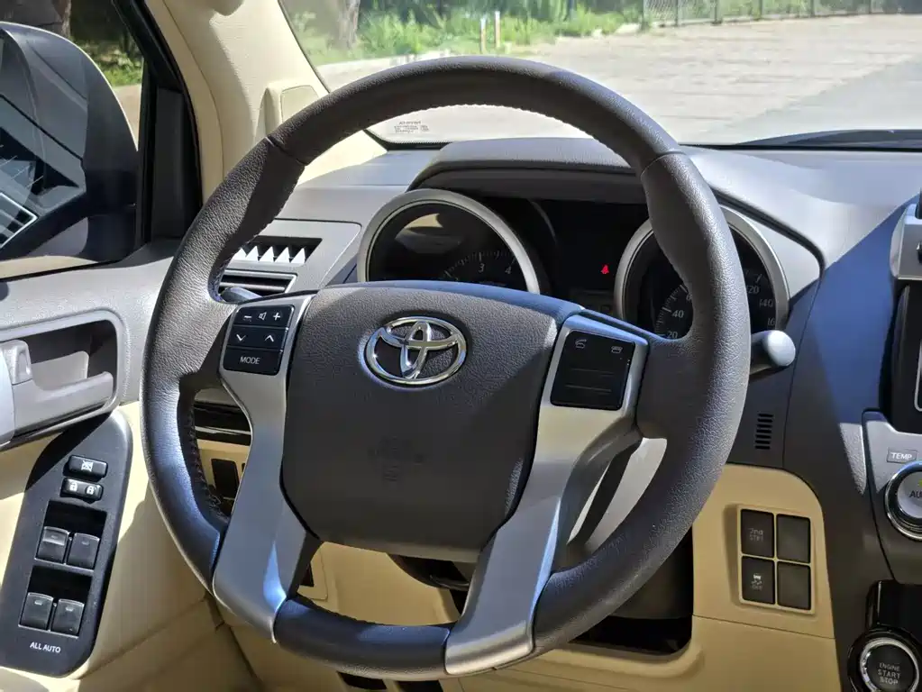 Toyota Prado 2018 — фото 10