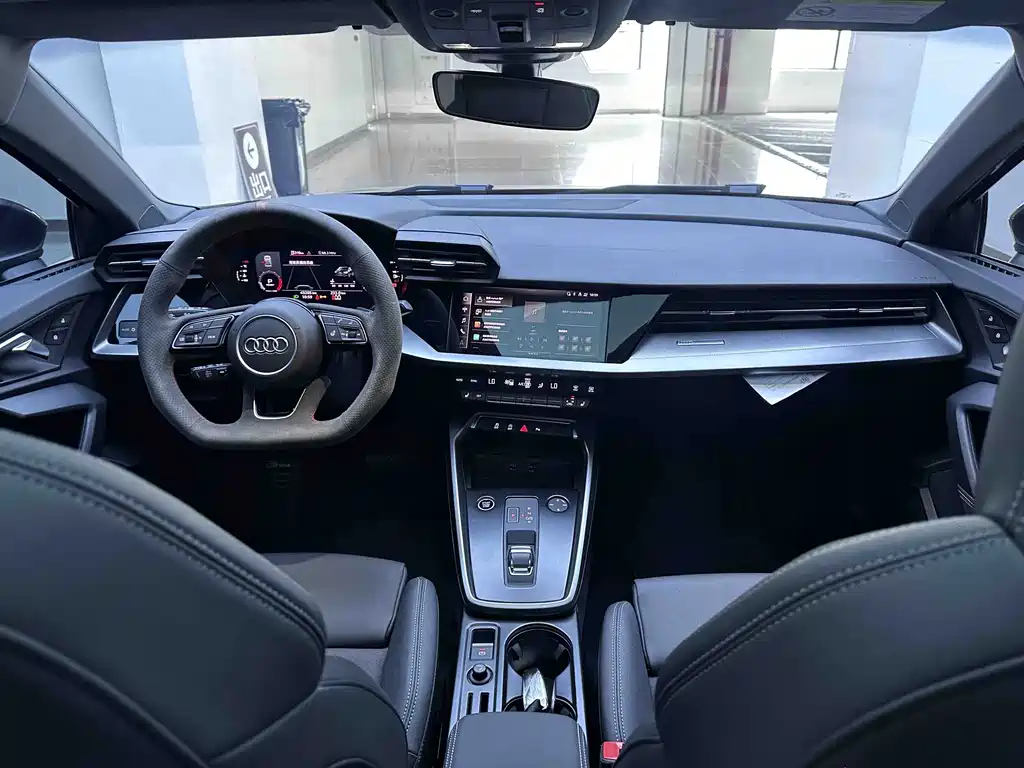 Audi A3 2023 — фото 16
