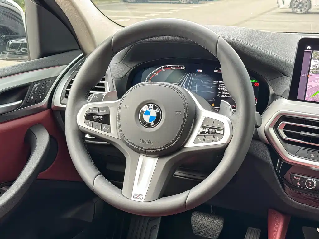 BMW X4 2025 — фото 16