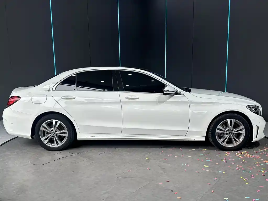 Mercedes-Benz C-Class 2021 — фото 4