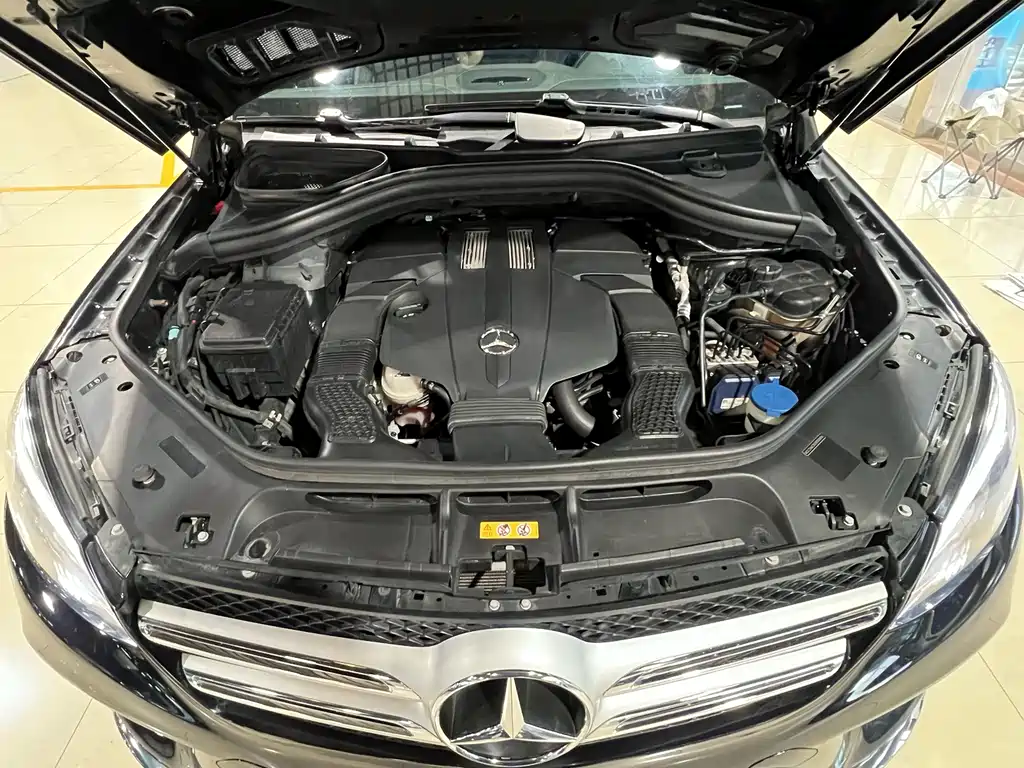 Mercedes-Benz GLE 2017 — фото 27
