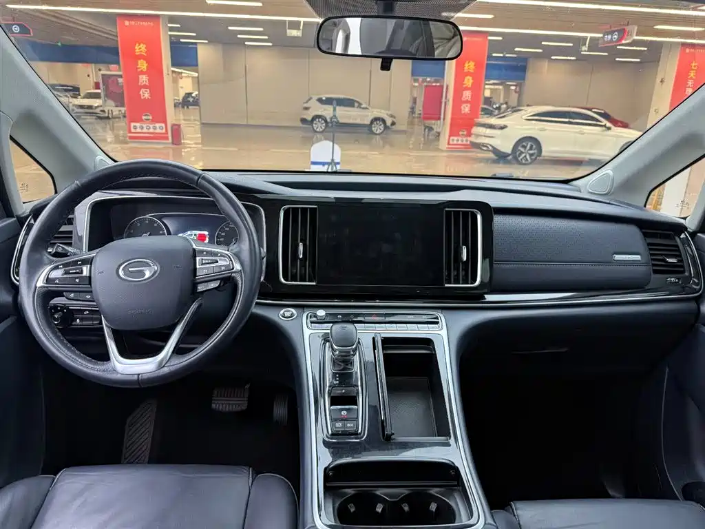 GAC Motor Trumpchi M8 2023 — фото 12