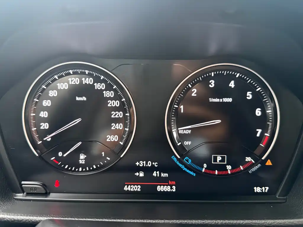 BMW 1 Series 2021