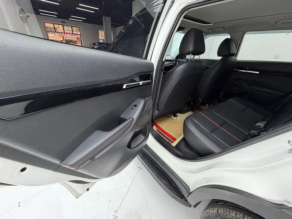 Kia KX3 2022 — фото 16