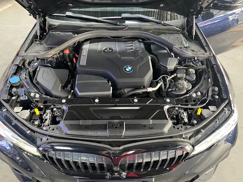 BMW 3 Series 2022 — фото 18