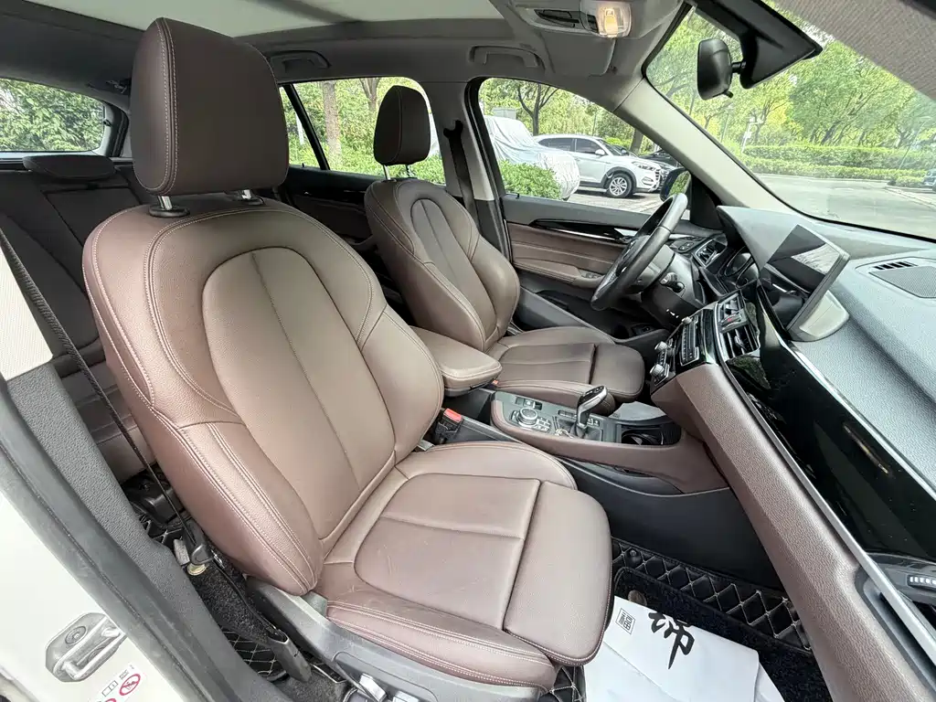 BMW X1 2022 — фото 15