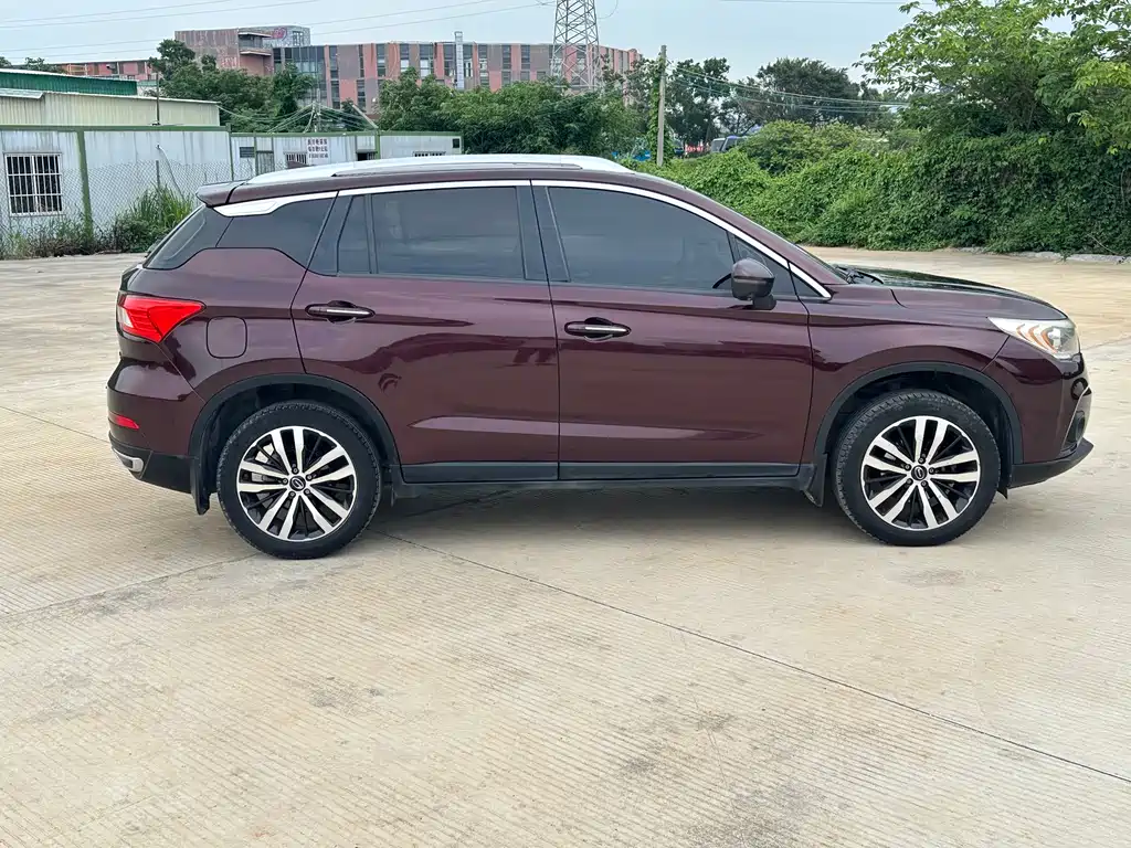 GAC Motor Trumpchi GS4 2018 — фото 6